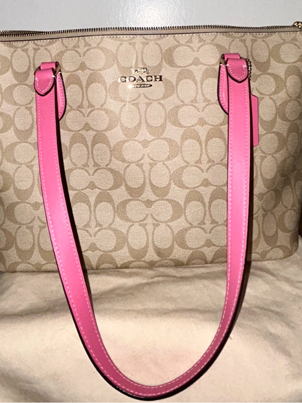 Coach Gallery Tote In Signature Canvas. NWOT - Picture 9 of 9
